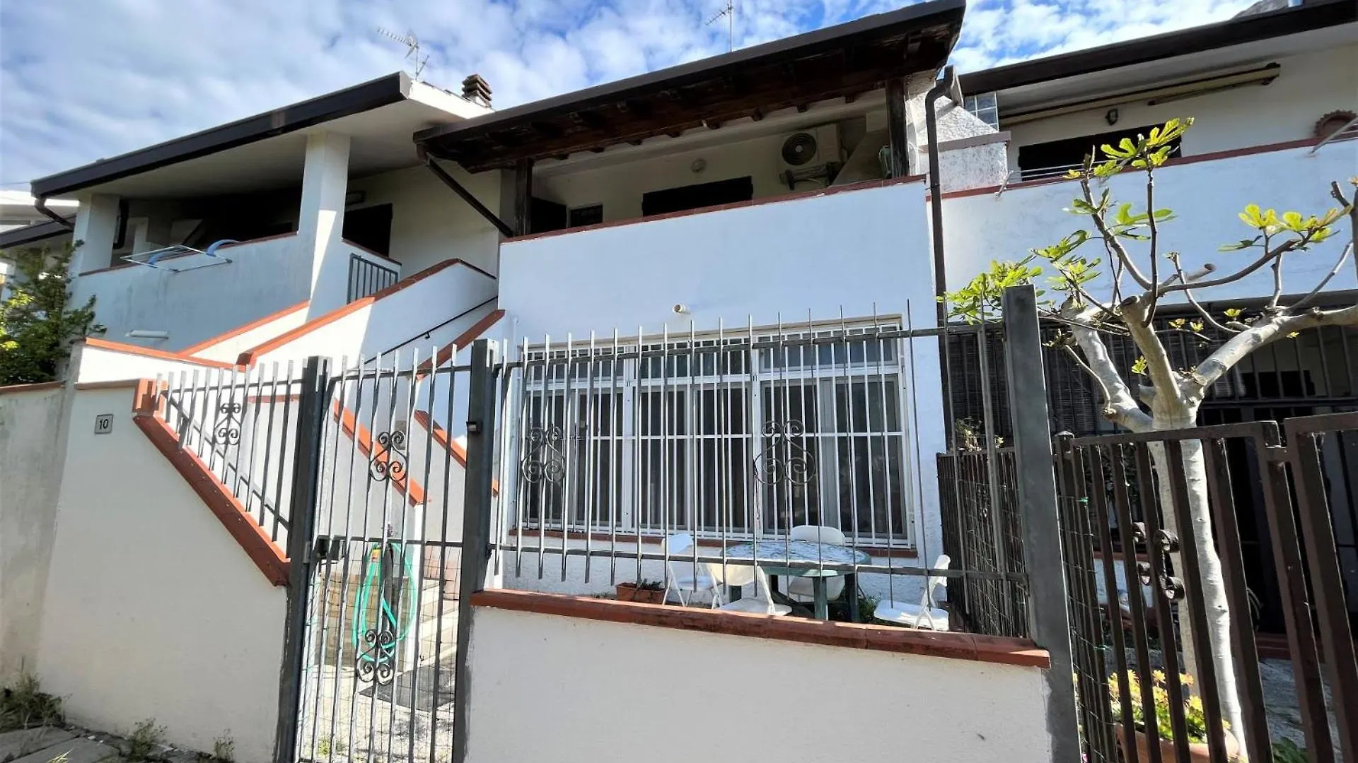 Apartment Villa Josephine Lido degli Scacchi